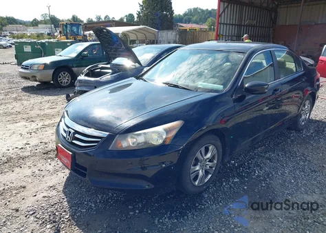 2011 Honda Accord 2.4 Se from USA, damaged, VIN 1HGCP2F62BA117111
